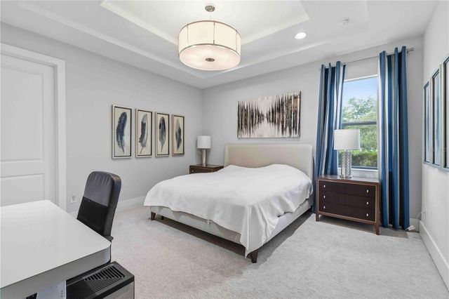 8452 LINDRICK LANE, Bradenton, FL 34202
