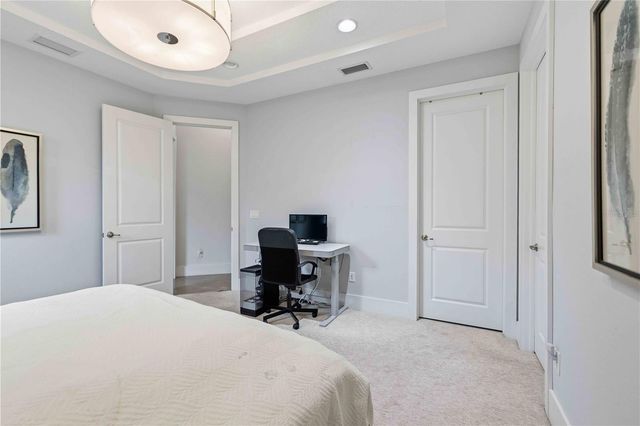 8452 LINDRICK LANE, Bradenton, FL 34202
