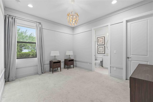 8452 LINDRICK LANE, Bradenton, FL 34202