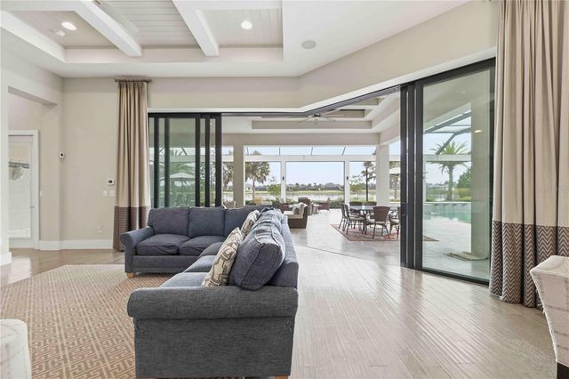 8452 LINDRICK LANE, Bradenton, FL 34202