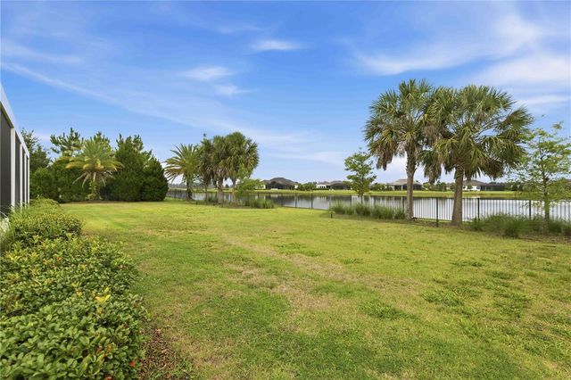 8452 LINDRICK LANE, Bradenton, FL 34202