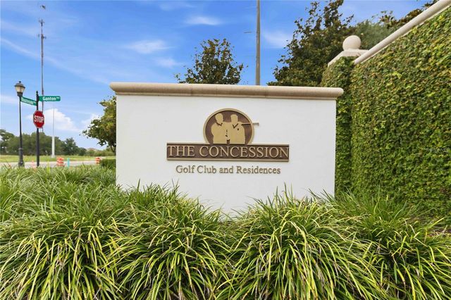 8452 LINDRICK LANE, Bradenton, FL 34202