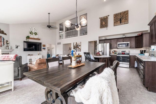 6105 Barclay Court, Canal Winchester, OH 43110