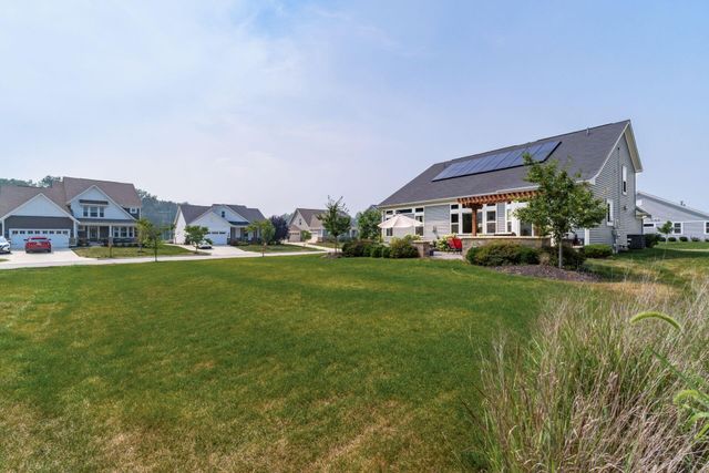 6105 Barclay Court, Canal Winchester, OH 43110