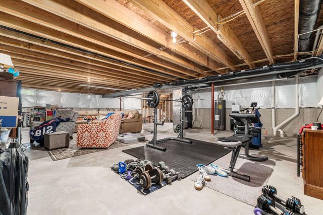 6105 Barclay Court, Canal Winchester, OH 43110