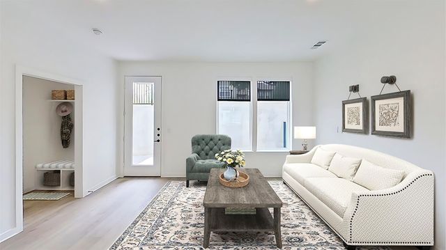 1941 Sawdust Road 152, The Woodlands, TX 77380