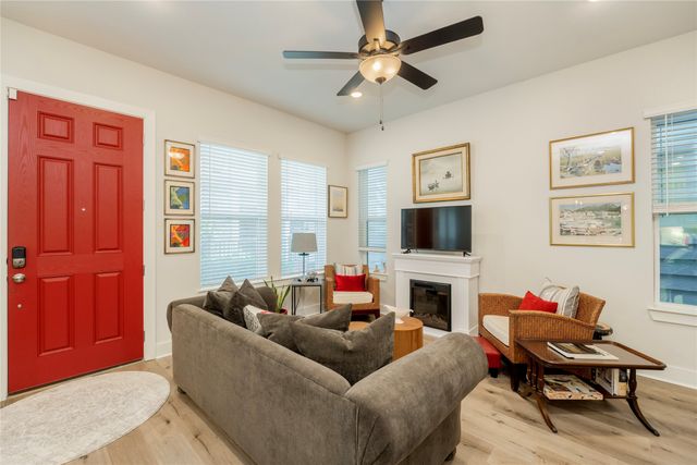 4908 Deavers Lane, Fort Worth, TX 76114