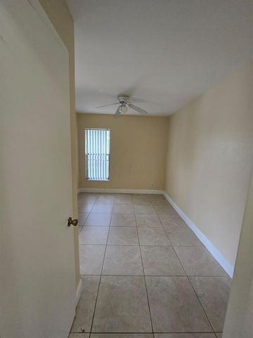 8775 NW 39th Street NW 8775, Sunrise, FL 33351