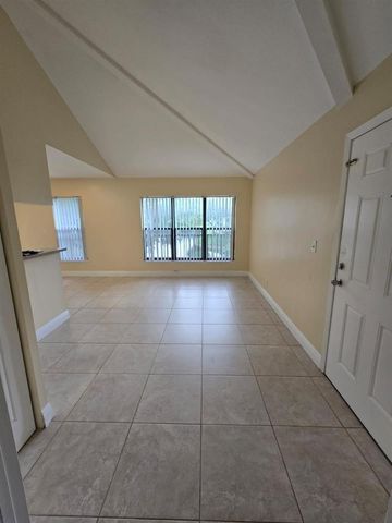8775 NW 39th Street NW 8775, Sunrise, FL 33351