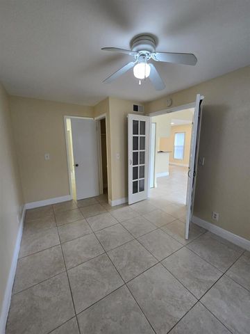 8775 NW 39th Street NW 8775, Sunrise, FL 33351
