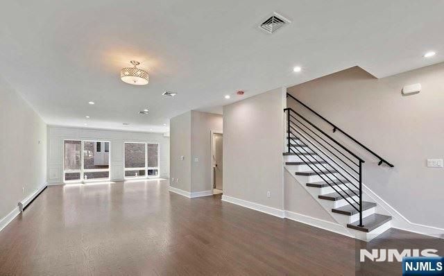 82 W Ruby Avenue C, Palisades Park, NJ 07650