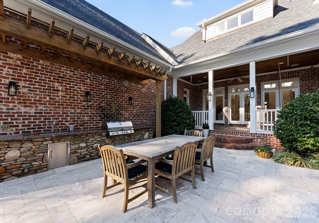 106 Gammon Point Court, Mooresville, NC 28117