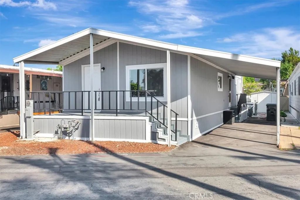 105 Monaco, Santa Ana, CA 92703