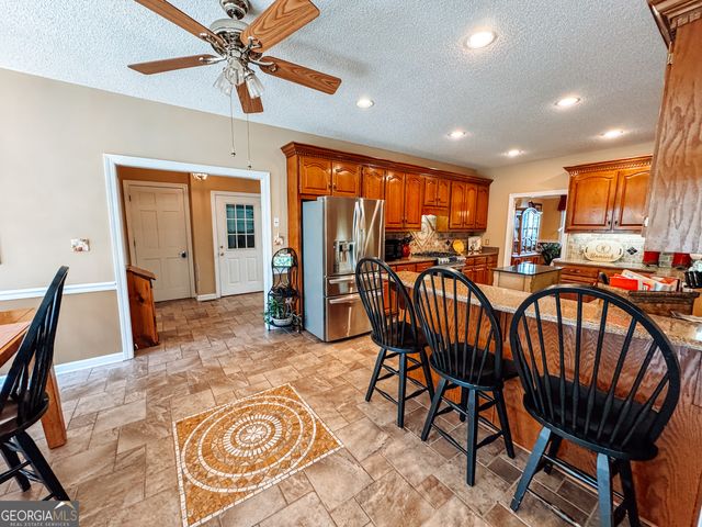 746 Highway 18 W, Barnesville, GA 30204