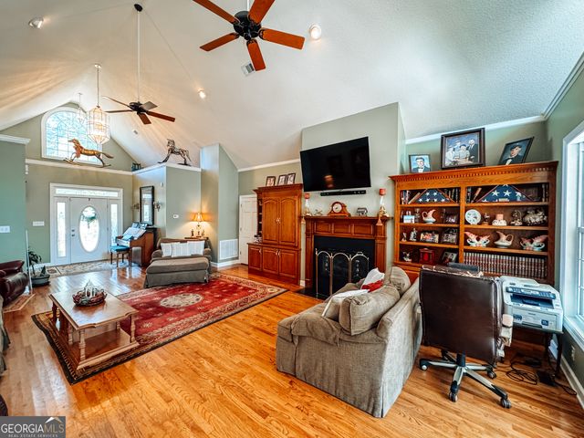 746 Highway 18 W, Barnesville, GA 30204