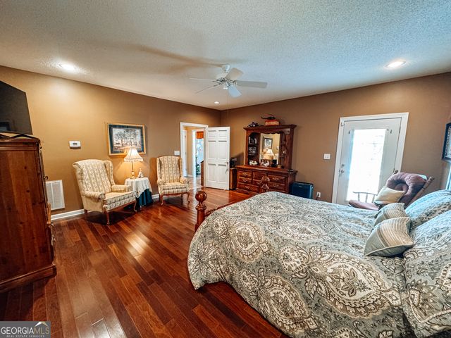 746 Highway 18 W, Barnesville, GA 30204