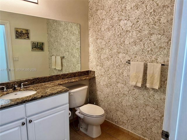 3001 NE 185th St 514, Aventura, FL 33180