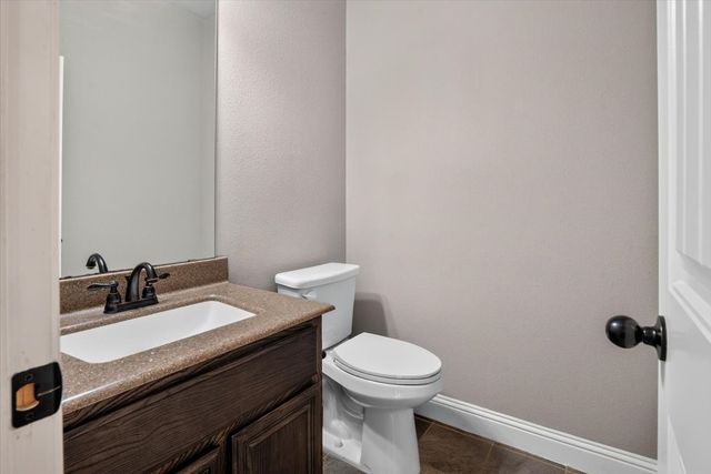 1626 Hawthorne Street, Cleburne, TX 76033