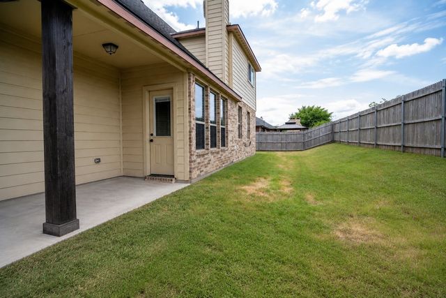 1626 Hawthorne Street, Cleburne, TX 76033