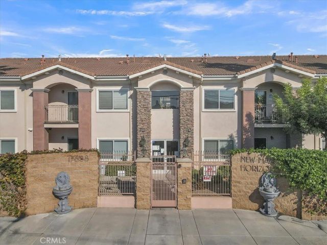 17888 Alburtis Avenue A102-2, Artesia, CA 90701