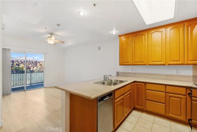 17888 Alburtis Avenue A102-2, Artesia, CA 90701