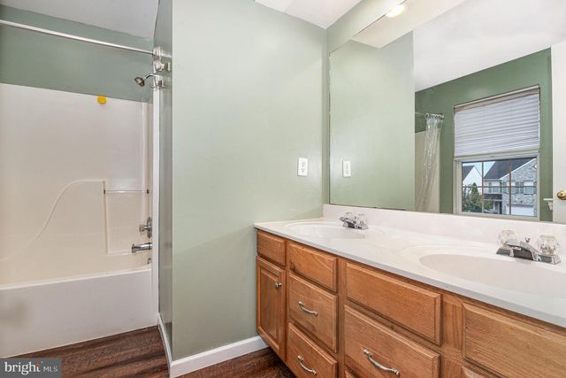 129 BUCKLEY DR, Harrisburg, PA 17112