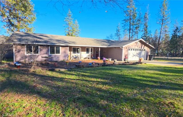 5328 Woodland Dr, Yreka, CA 96097