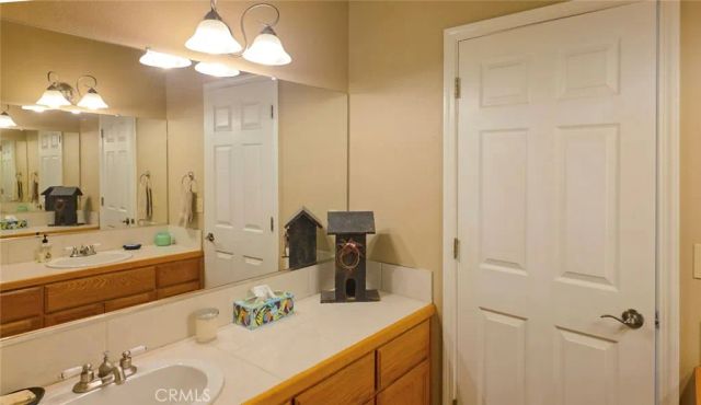 5328 Woodland Dr, Yreka, CA 96097