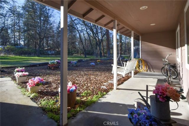 5328 Woodland Dr, Yreka, CA 96097