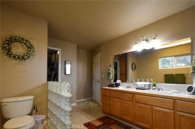 5328 Woodland Dr, Yreka, CA 96097