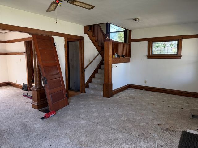 1529 6th Avenue SE, Cedar Rapids, IA 52403