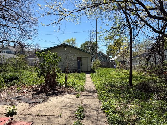 1529 6th Avenue SE, Cedar Rapids, IA 52403