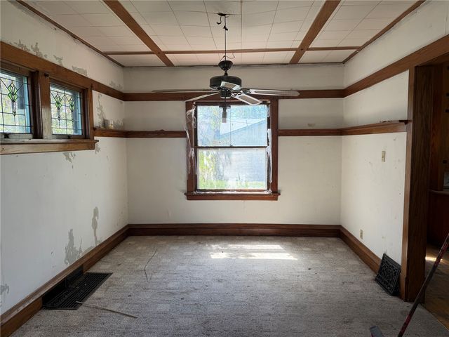 1529 6th Avenue SE, Cedar Rapids, IA 52403