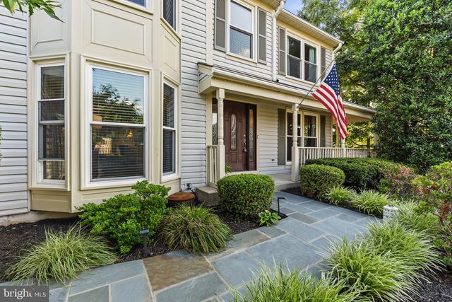 13645 UNION VILLAGE CIR, Clifton, VA 20124