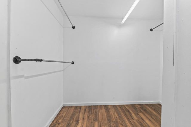 537 N 114th STREET, Wauwatosa, WI 53226