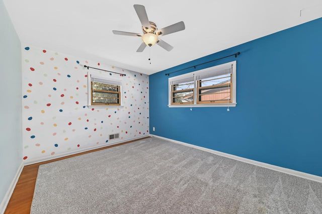 537 N 114th STREET, Wauwatosa, WI 53226