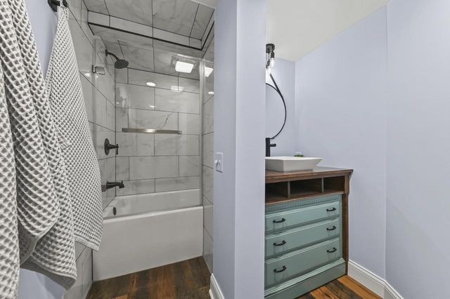 537 N 114th STREET, Wauwatosa, WI 53226