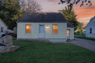 19364 Seminole, Redford Charter Twp, MI 48240