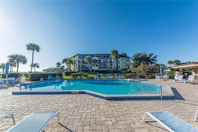 1821 Mooringline Drive 1C, Vero Beach, FL 32963