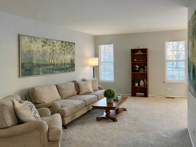 181 Lawn Court 0, Buffalo Grove, IL 60089