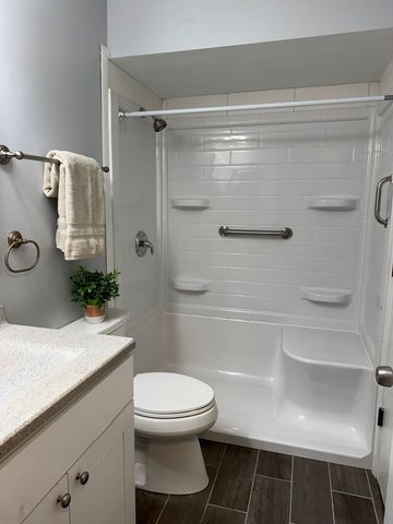 181 Lawn Court 0, Buffalo Grove, IL 60089