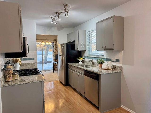 181 Lawn Court 0, Buffalo Grove, IL 60089