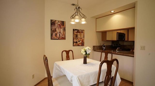 62 Washington Square Drive, Milpitas, CA 95035