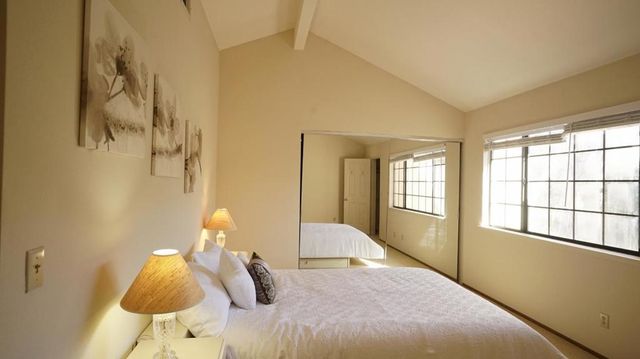 62 Washington Square Drive, Milpitas, CA 95035