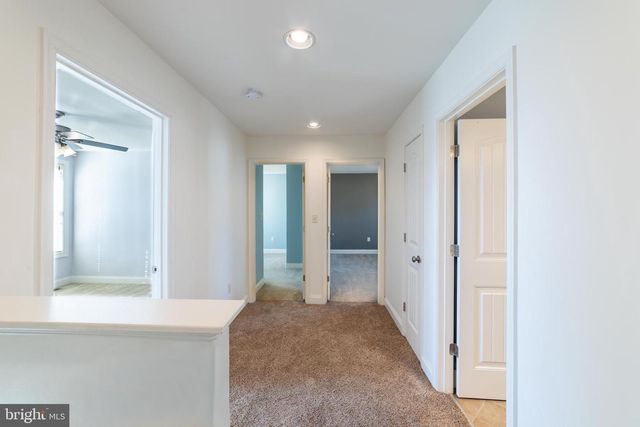 5988 CAMDEN DR, Harrisburg, PA 17112