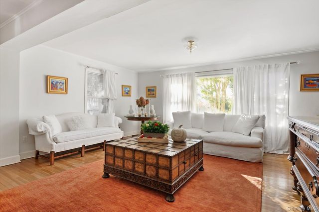 61 Drexel Avenue, Westbury, NY 11590