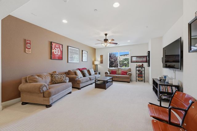 112 Derringer Ct, El Dorado Hills, CA 95762