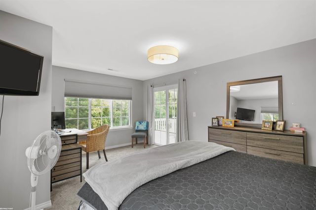 6986 Boulder Pointe Court 91, Washington, MI 48094