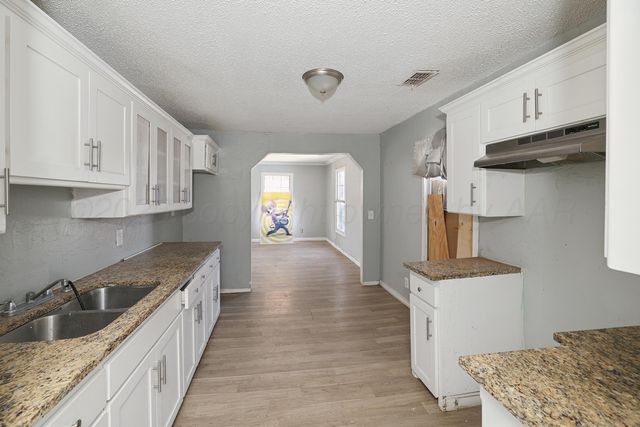 730 N Johnson Street, Amarillo, TX 79107