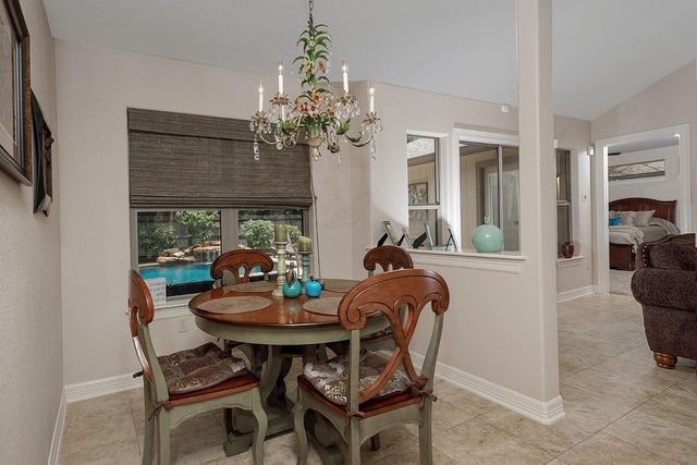 4 Postvine Court, The Woodlands, TX 77381